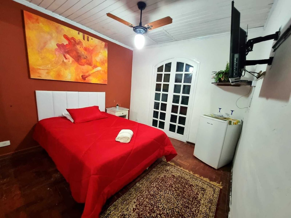 Cabana Red photo 1
