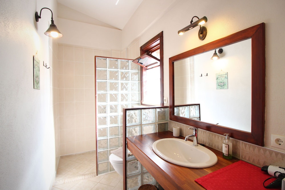 Family Triple Room photo 3