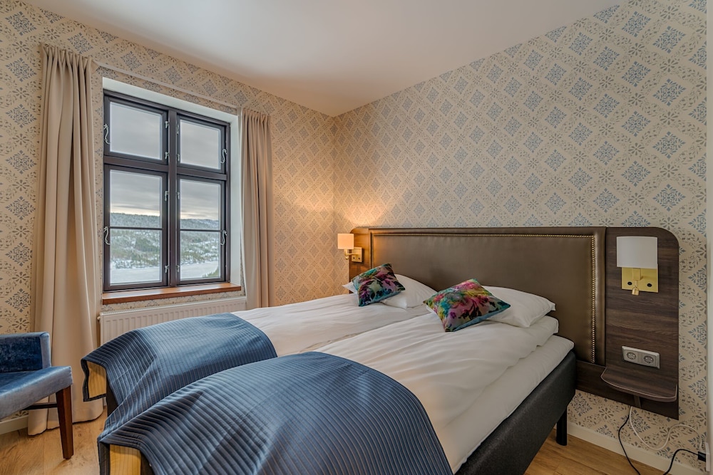 Standard Double or Twin Room, Hill View