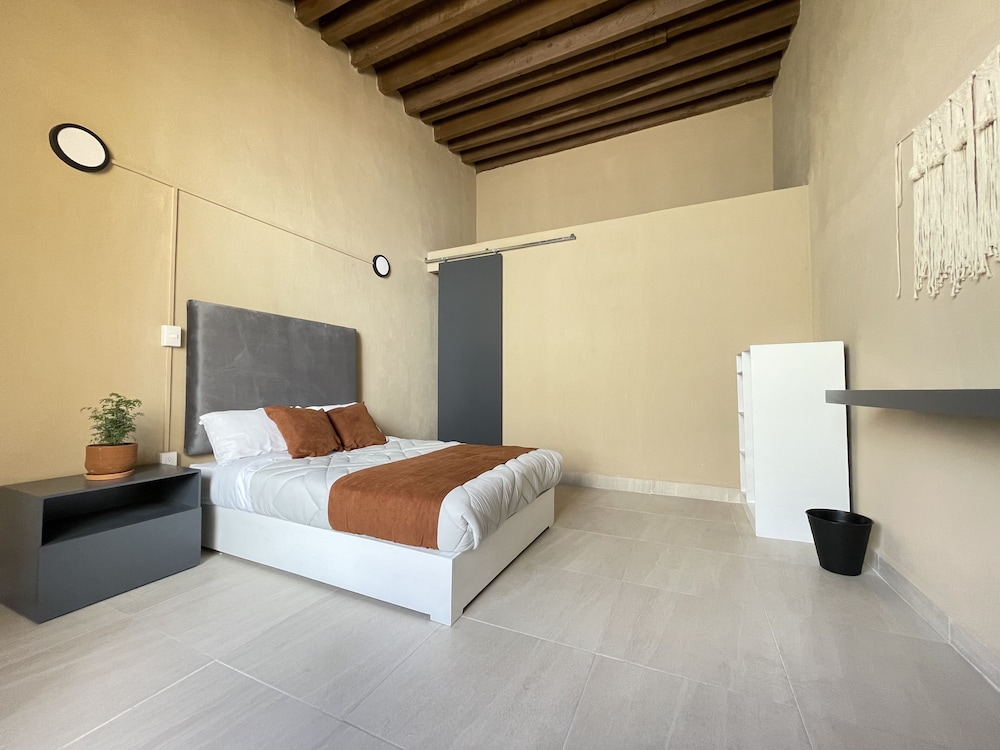 Double Room - Photo 3