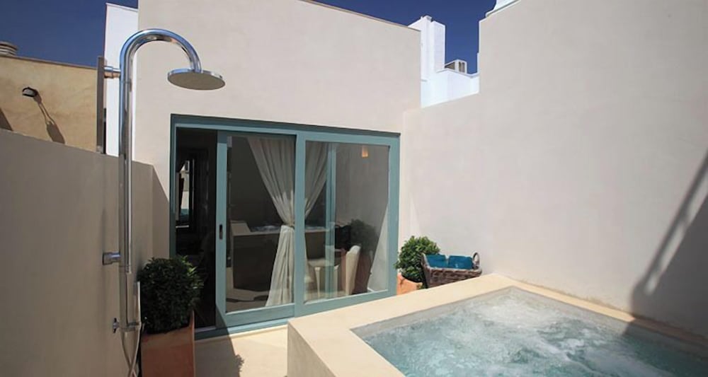 Panoramic Penthouse, Terrace, City View (Pool) - Photo 3