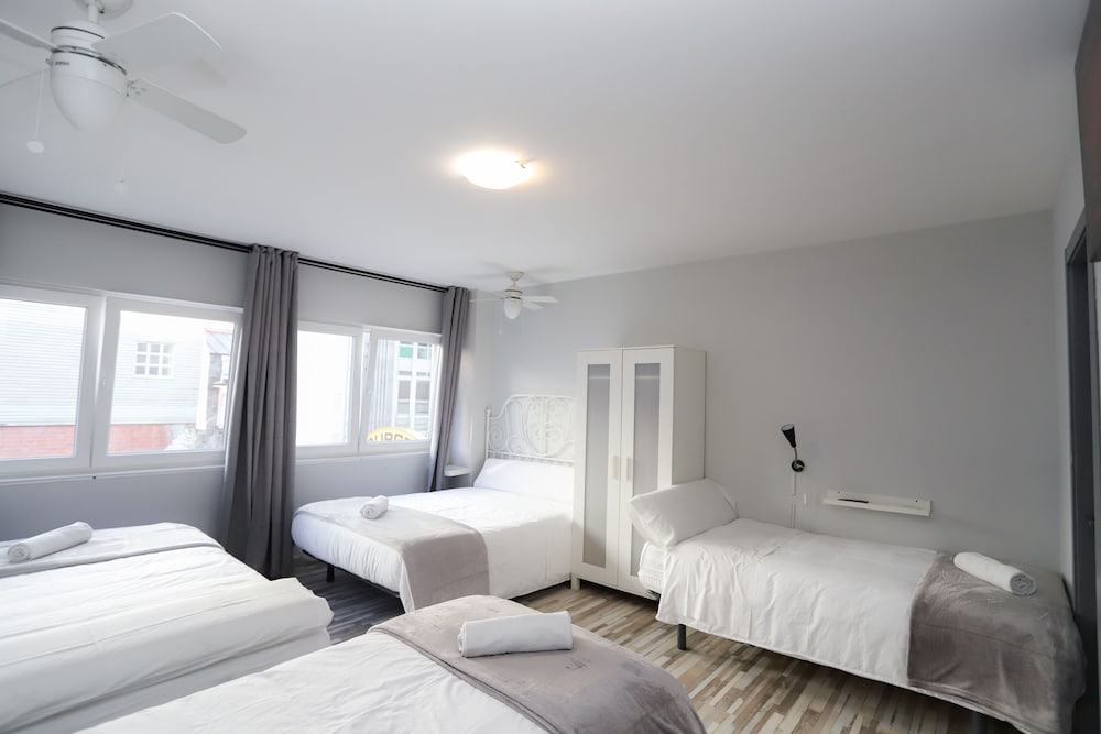 Habitación Cuádruple, Baño Privado