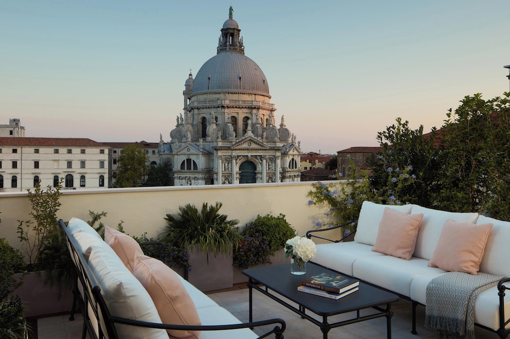 Terrace Grand Canal View Room