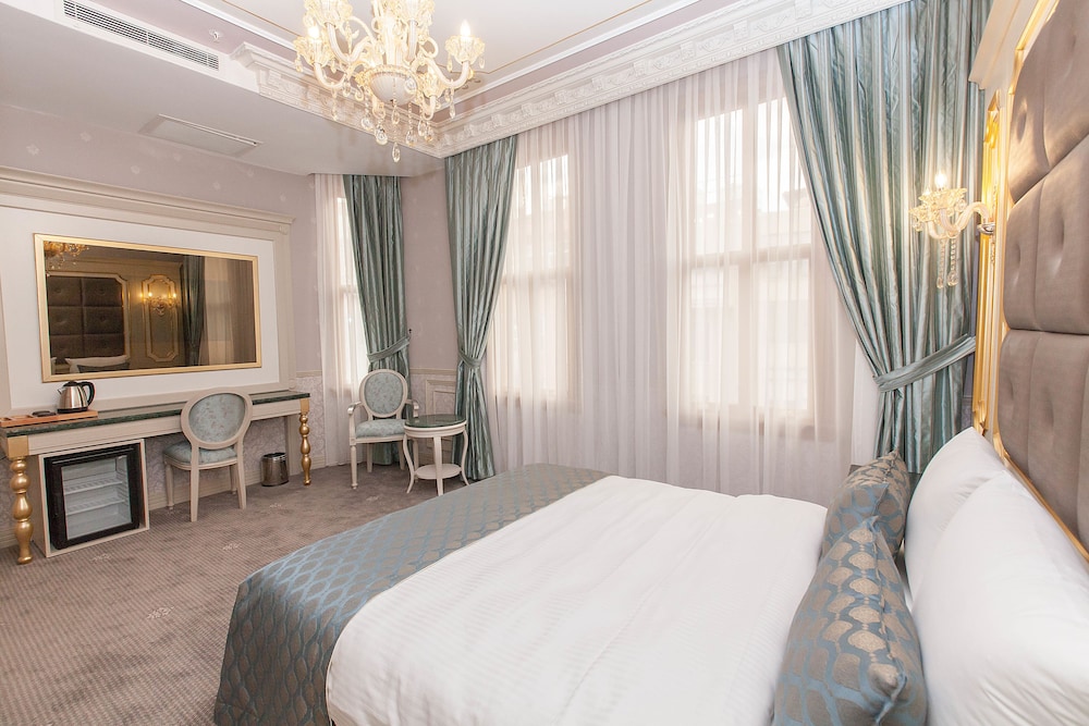 Deluxe Double Room photo 3
