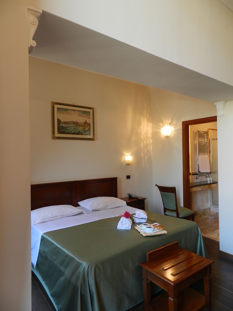 Classic Double or Twin Room