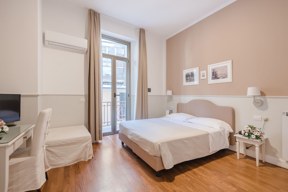 Double Room, Mountain View - Photo 1