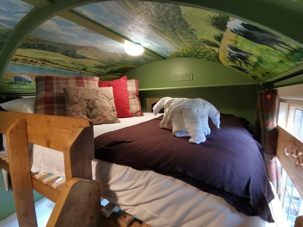 Superior Room, Ensuite (Family Shepherd Hut) photo 3