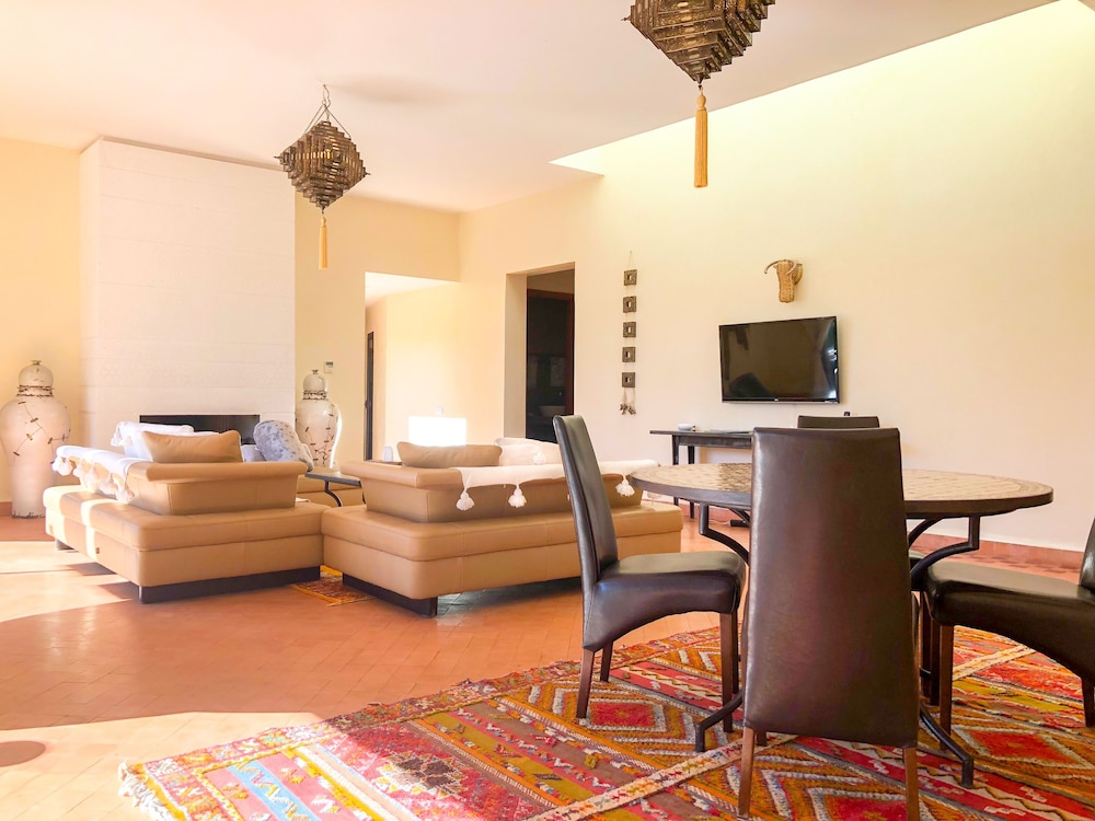 Villa, 2 Bedrooms, Mountain View photo 2