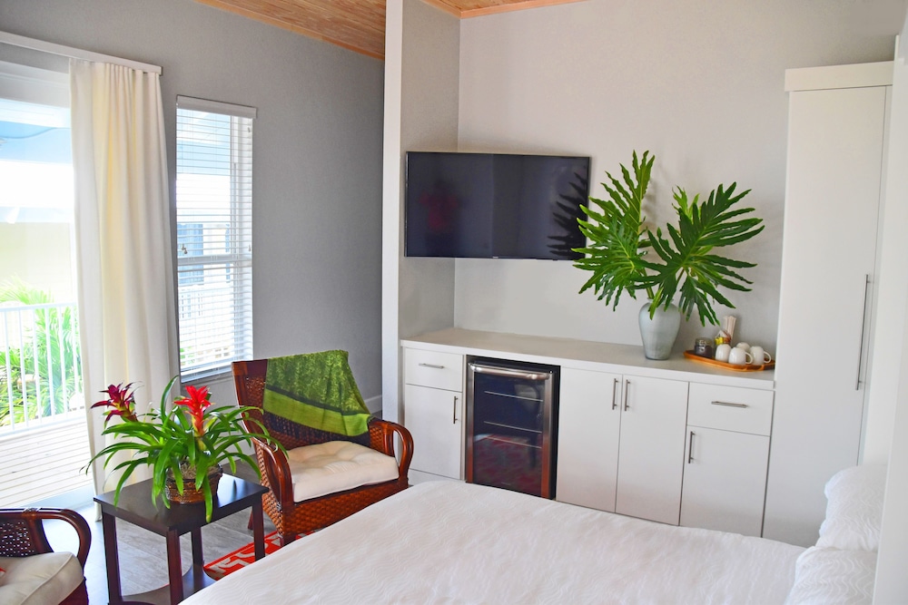 Luxury Suite, 1 Bedroom, Garden Area