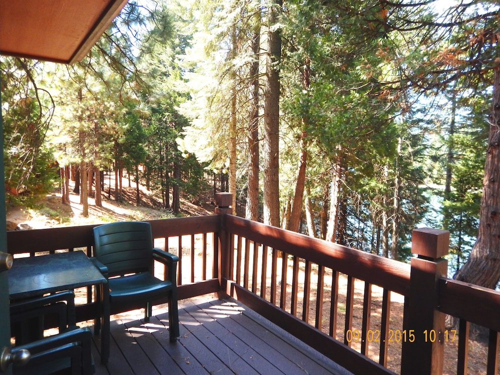 Deluxe Room, Multiple Beds, Lake View, Lakeside photo 2