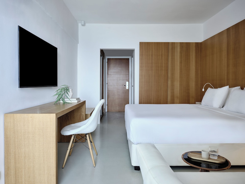 Deluxe Double/Twin Room Side Sea View