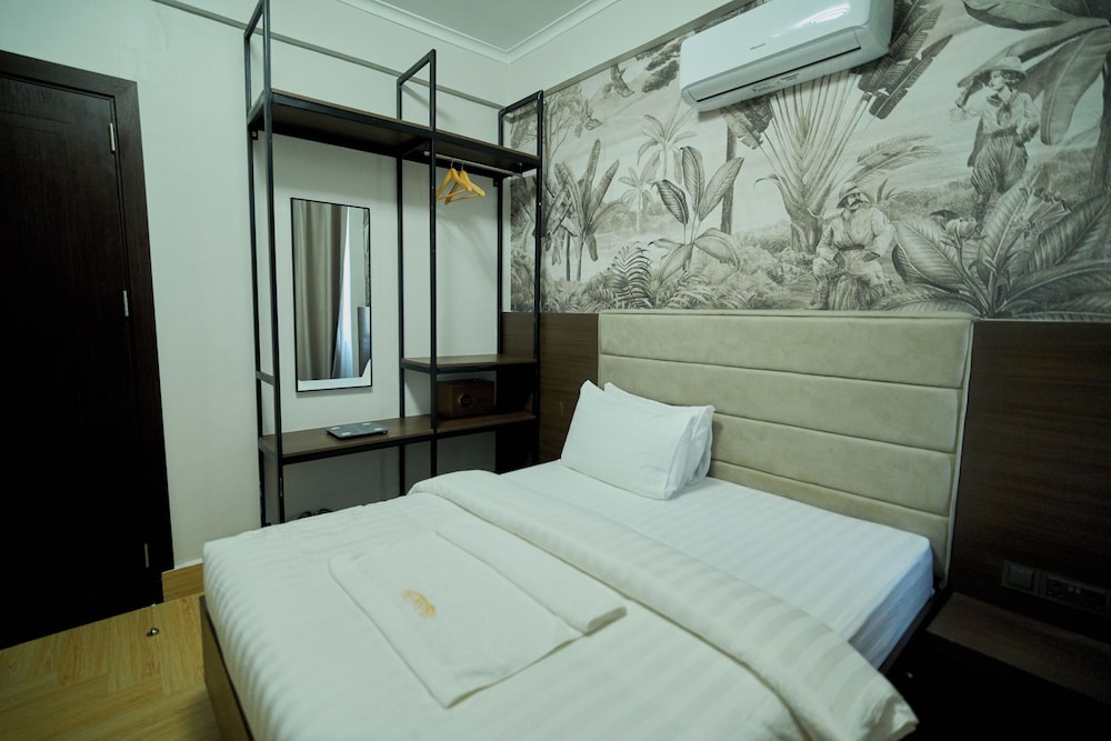 Deluxe single Room