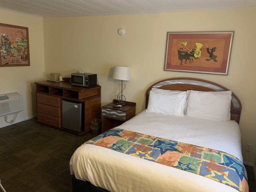 Comfort Room, 1 Bedroom, Non Smoking, Refrigerator & Microwave