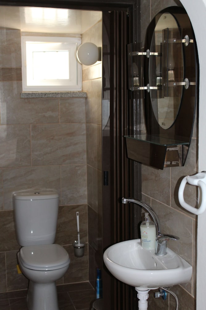 Standard Shared Dormitory, Mixed Dorm, Accessible, Garden View photo 3