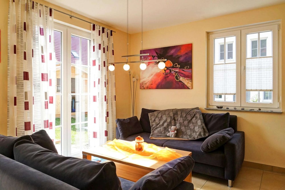 Deluxe House, 4 Bedrooms photo 3