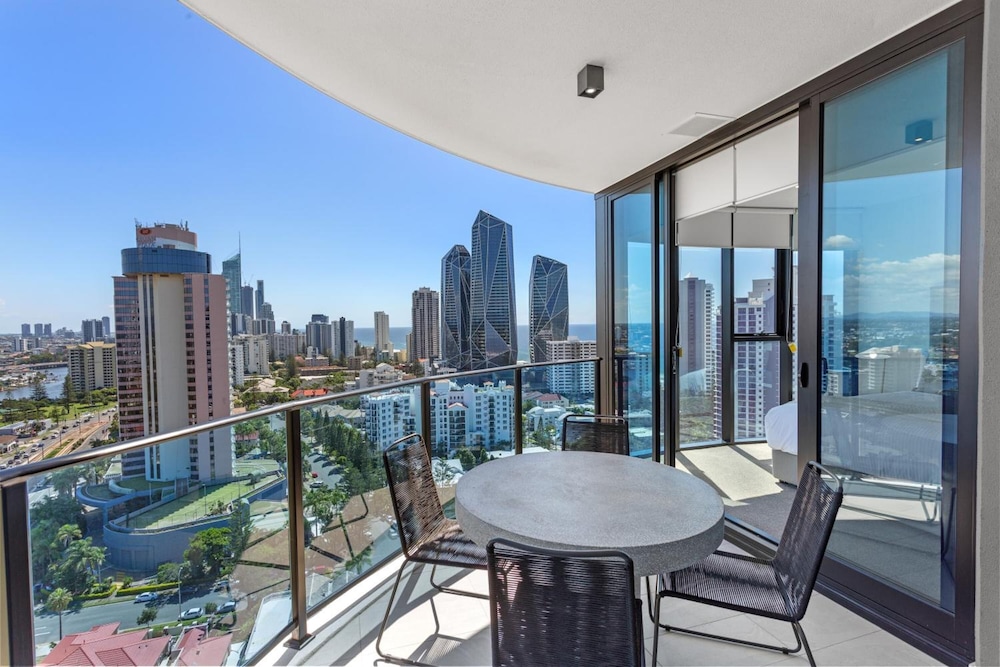 Lv19 Luxury 3 Bedroom Deluxe Beach View