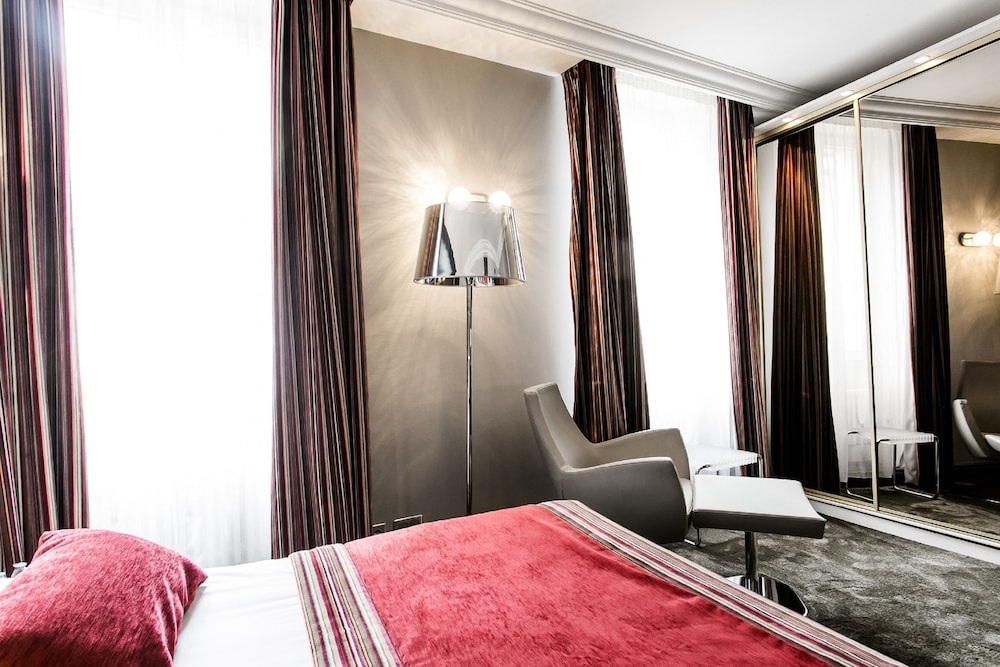 Superior Room with Spa access photo 3
