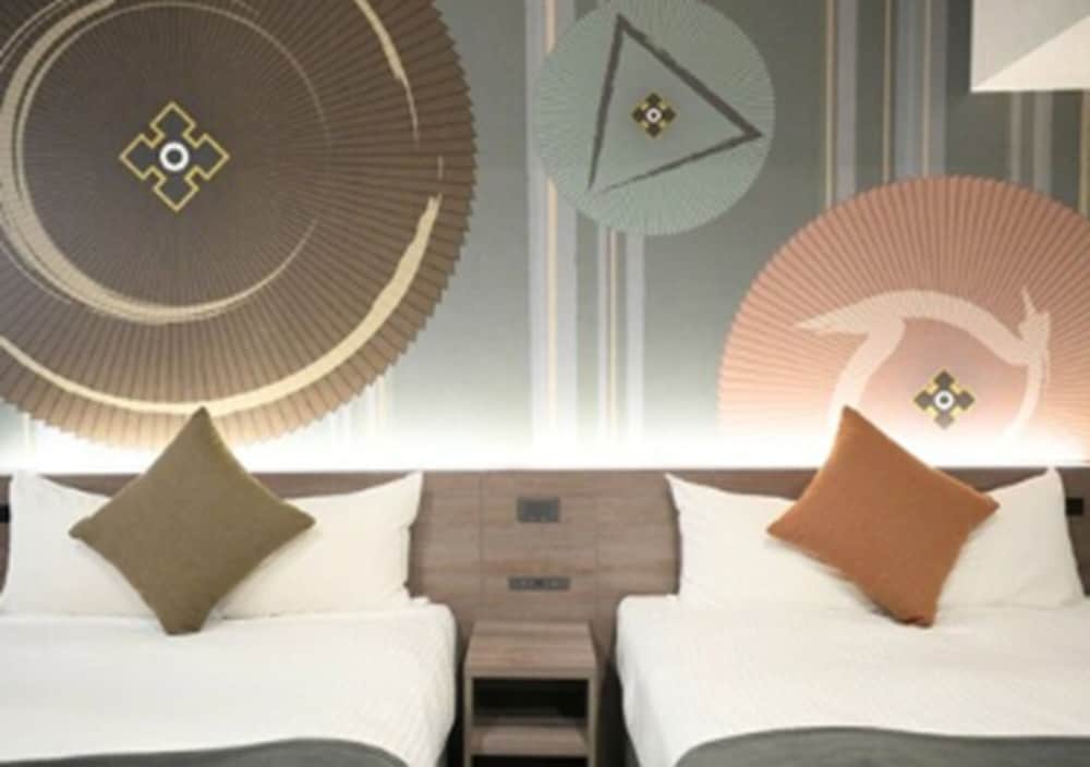 Moderate 3 Beds