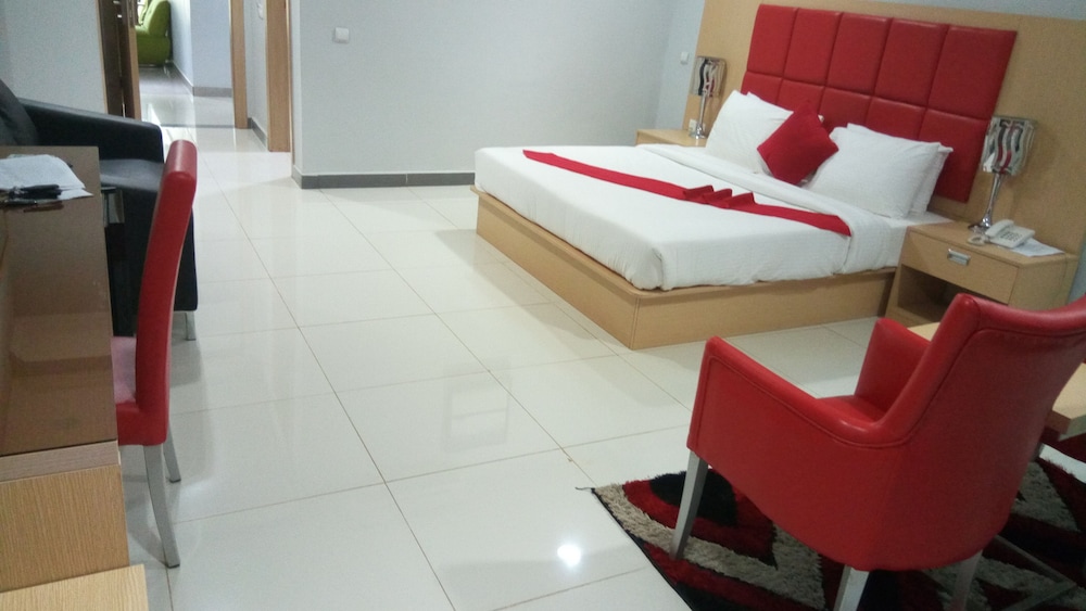Suite, 1 Bedroom photo 3