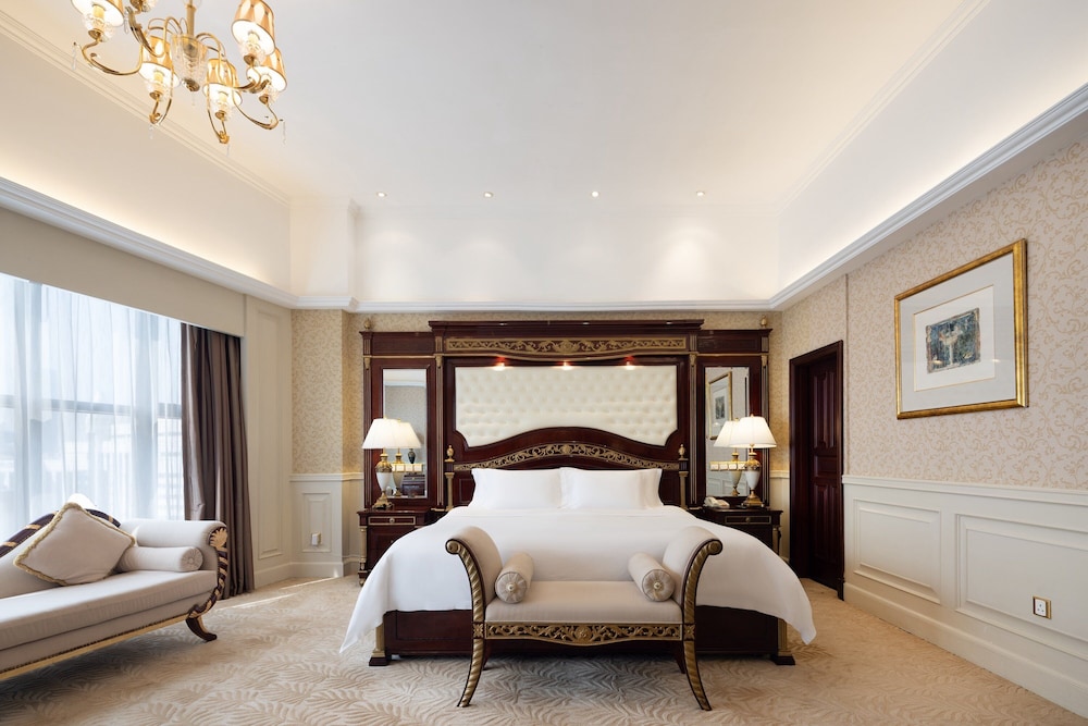 Suite, 2 Bedrooms, Accessible, Club Lounge Access - Photo 3