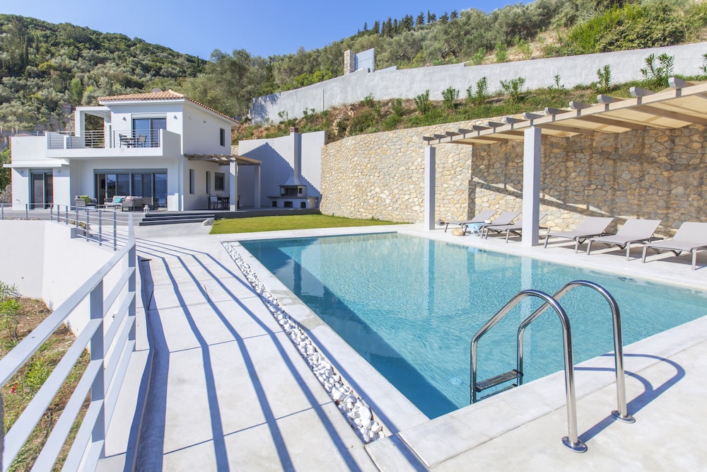 Deluxe Villa, 3 Bedrooms, Private Pool, Sea View (Erato) photo 2