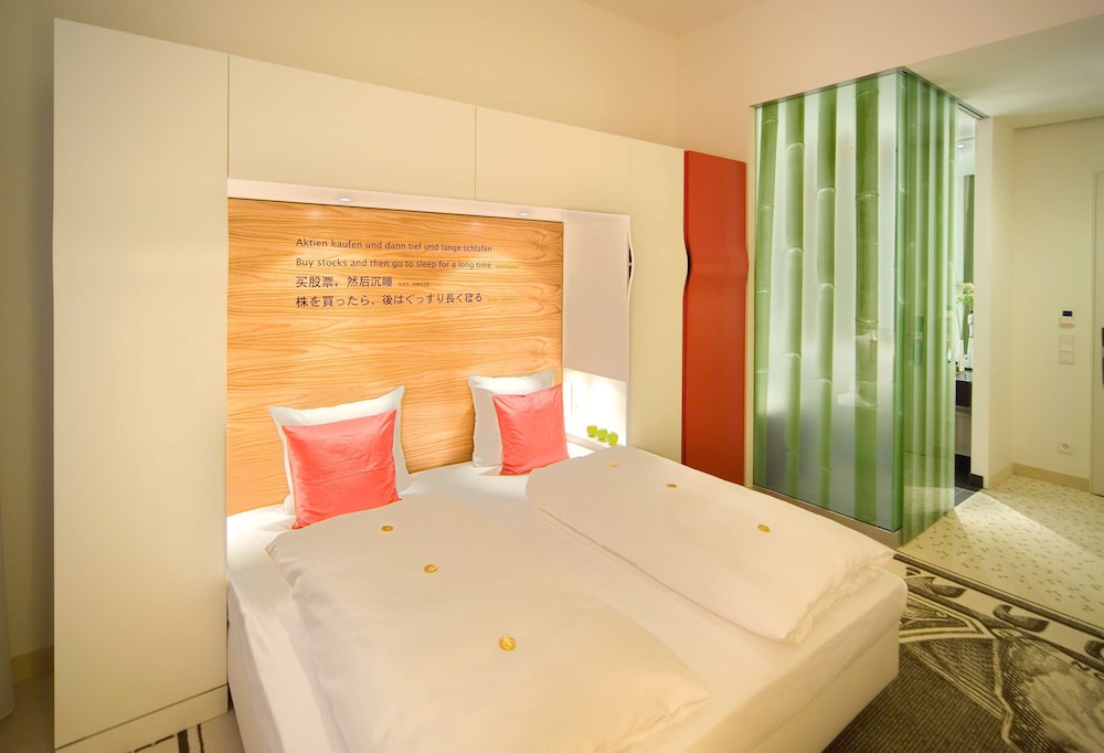 Executive Room photo 1