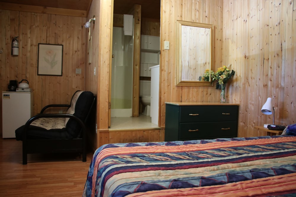 Basic Single Room, 1 Bedroom photo 2