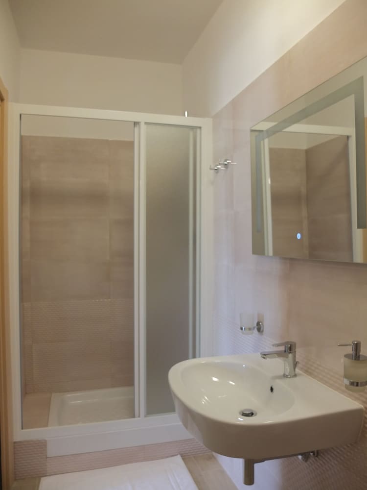 Executive Double Room, Garden View photo 2