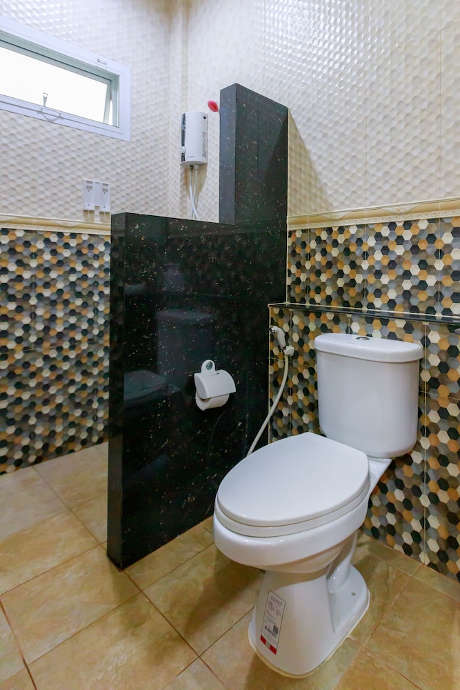 Standard Triple Room - Photo 11