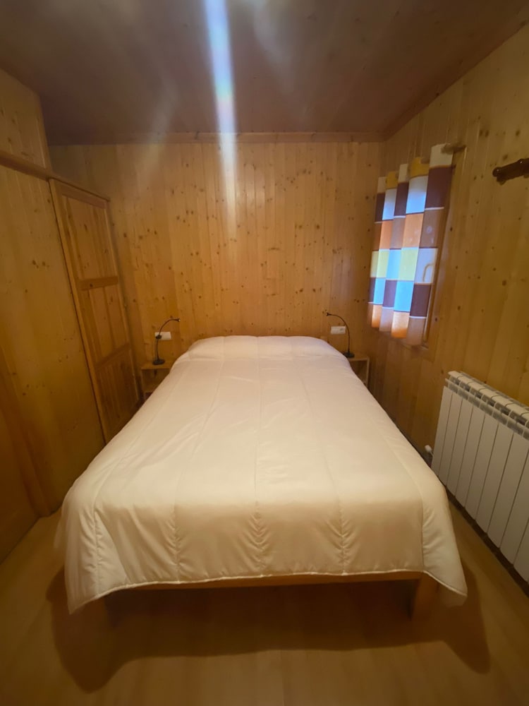 Standard Double Room, 1 Bedroom (2 pax) photo 2