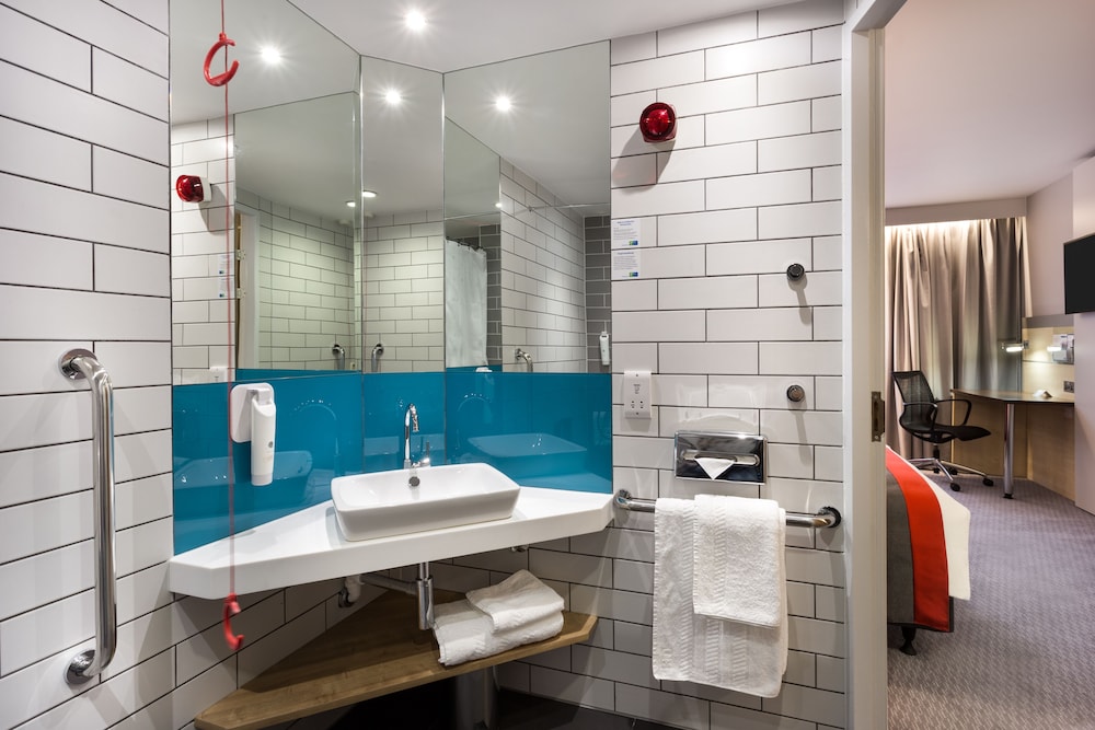 Holiday Inn Express London - Watford Junction, an IHG Hotel, Photo 11