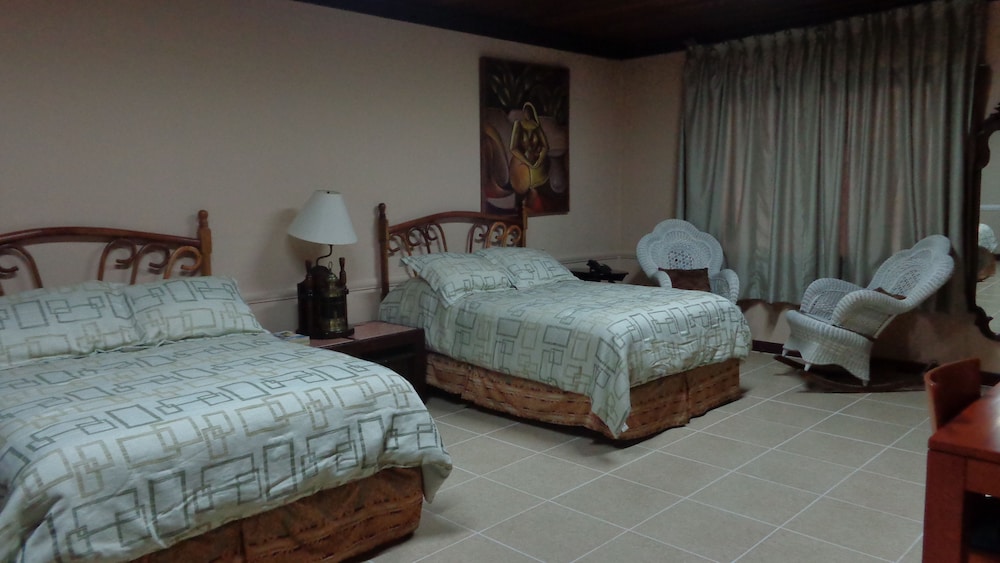 Standard Double Room, 2 Double Beds photo 2