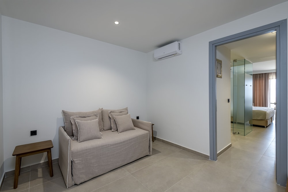 Junior Suite, Sea View - Photo 2