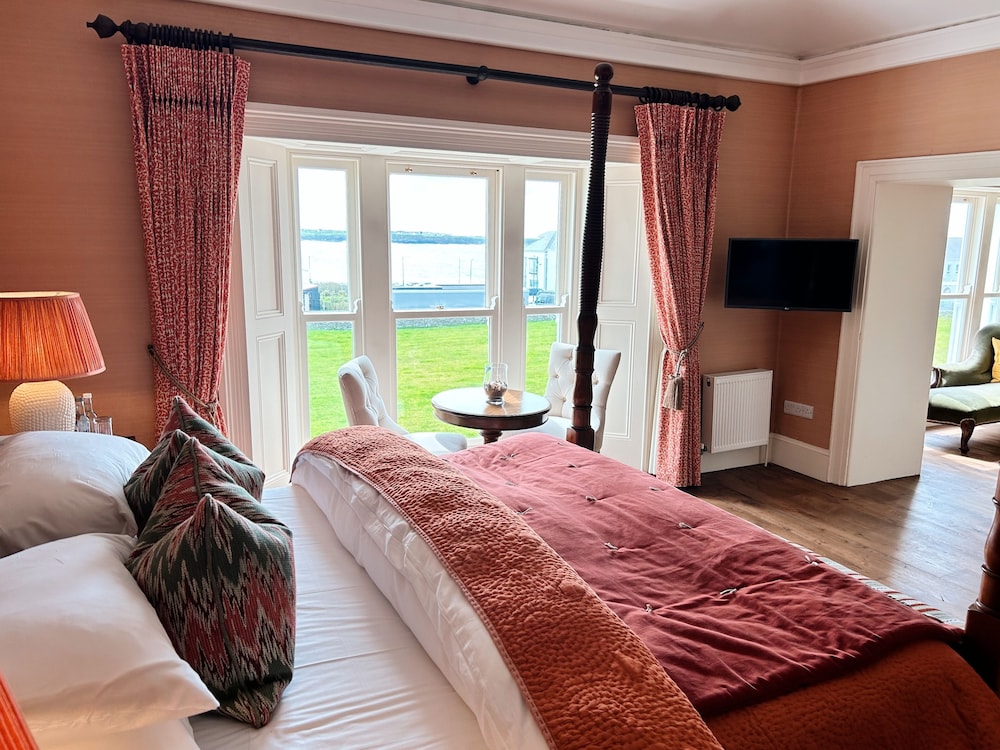 Sea View Suite
