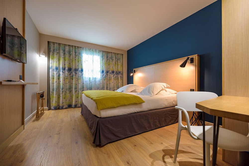 Family Suite, 1 King Bed, Non Smoking - Photo 3