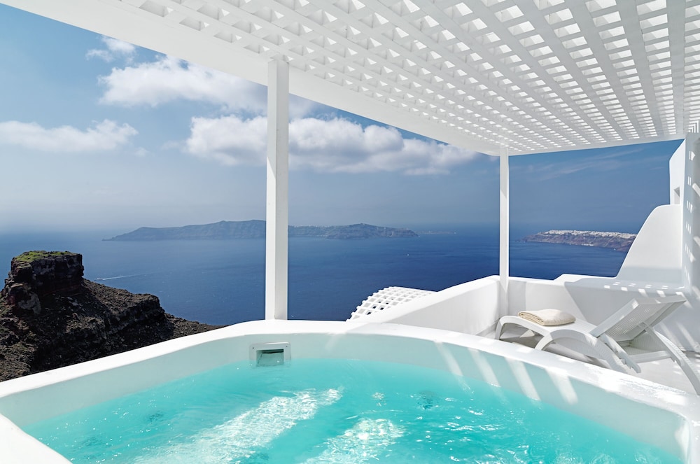 Suite, Sea View (outdoor Jetted Tub) - Photo 1
