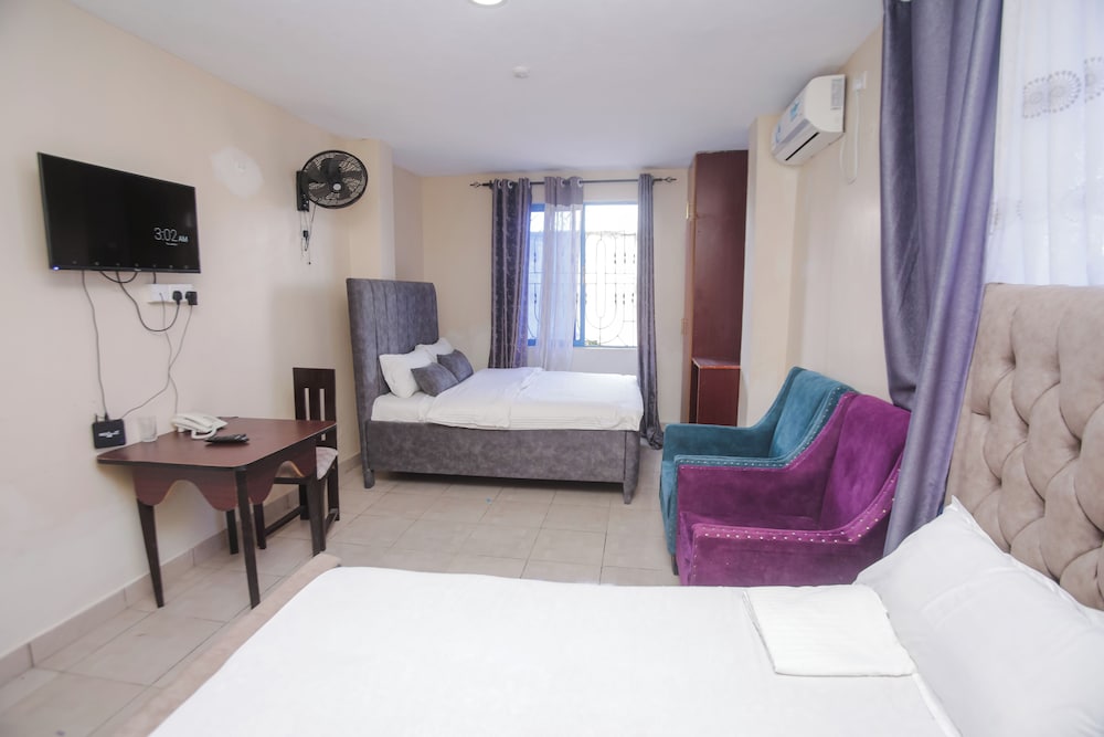 Deluxe Double or Twin Room, Multiple Beds, City View