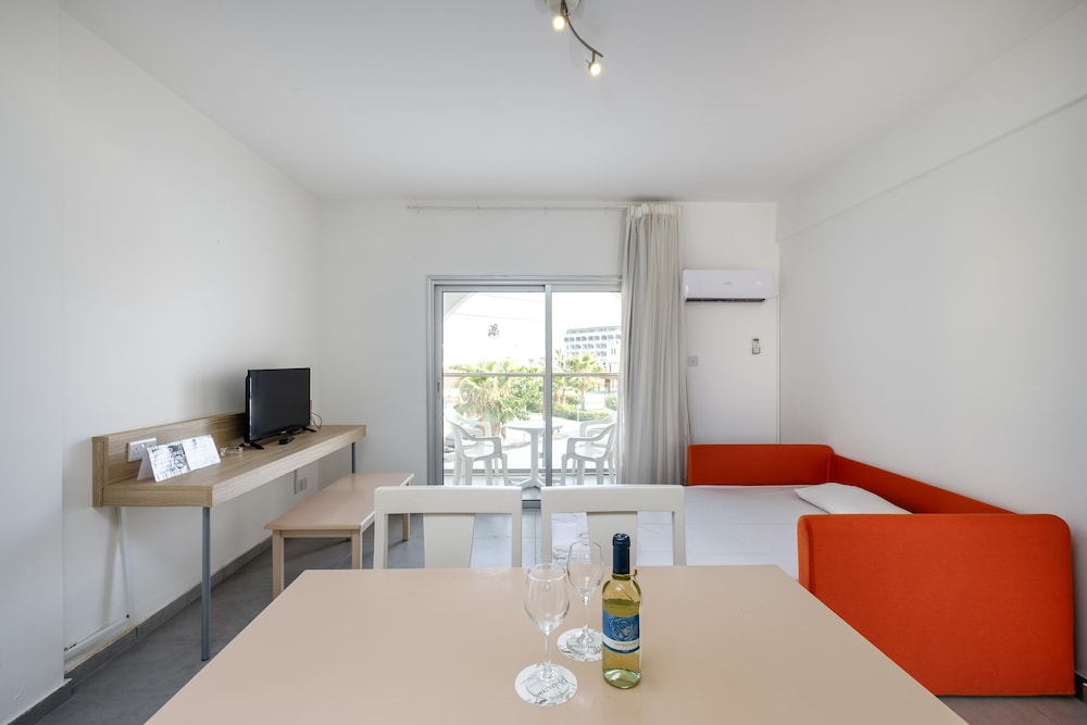 Deluxe Apartment, 1 Bedroom - Photo 5