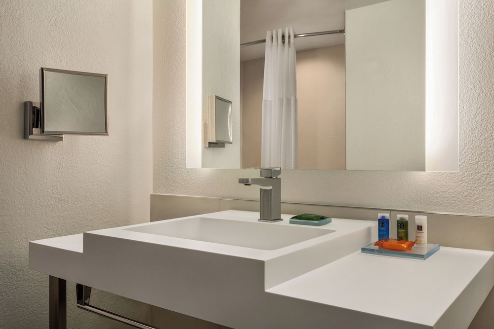 Suite, 1 Bedroom, Non Smoking - Photo 8