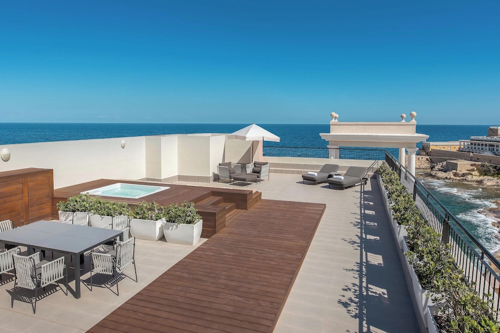 Suite, 1 King Bed with Sofa bed, Sea View (Terrace)