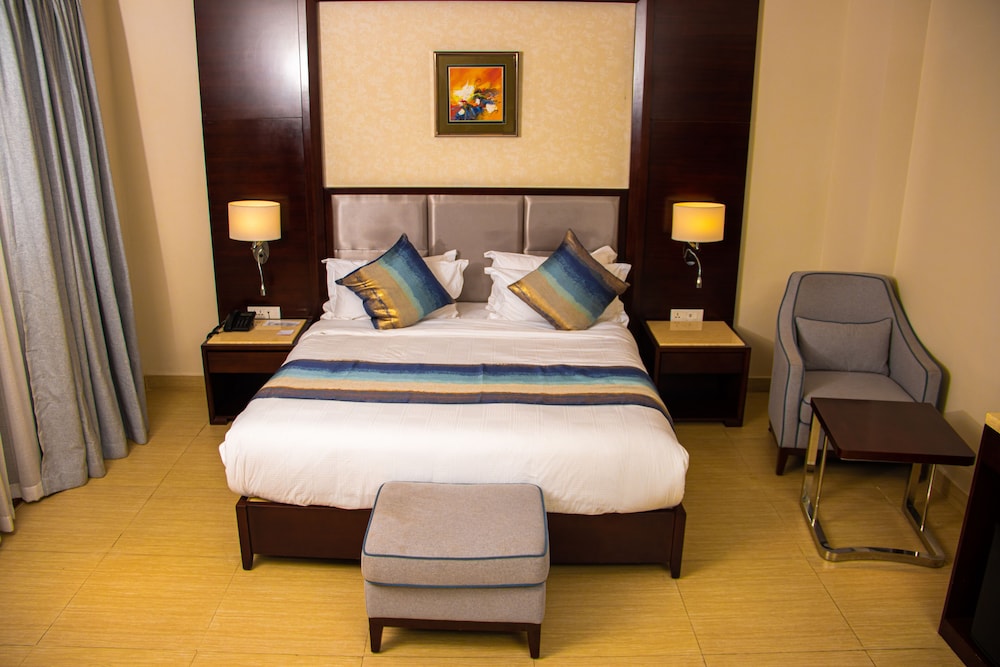 Standard Double Room, 1 Bedroom, Private Bathroom, City View photo 1