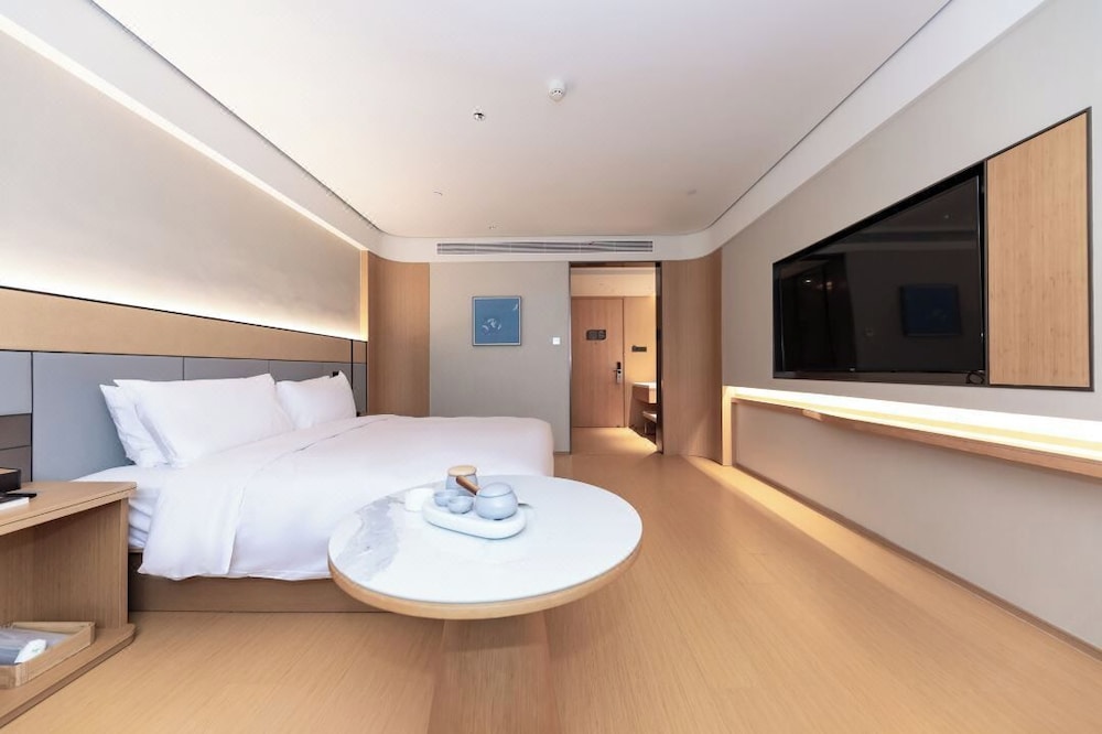 Superior Single Room, City View photo 1
