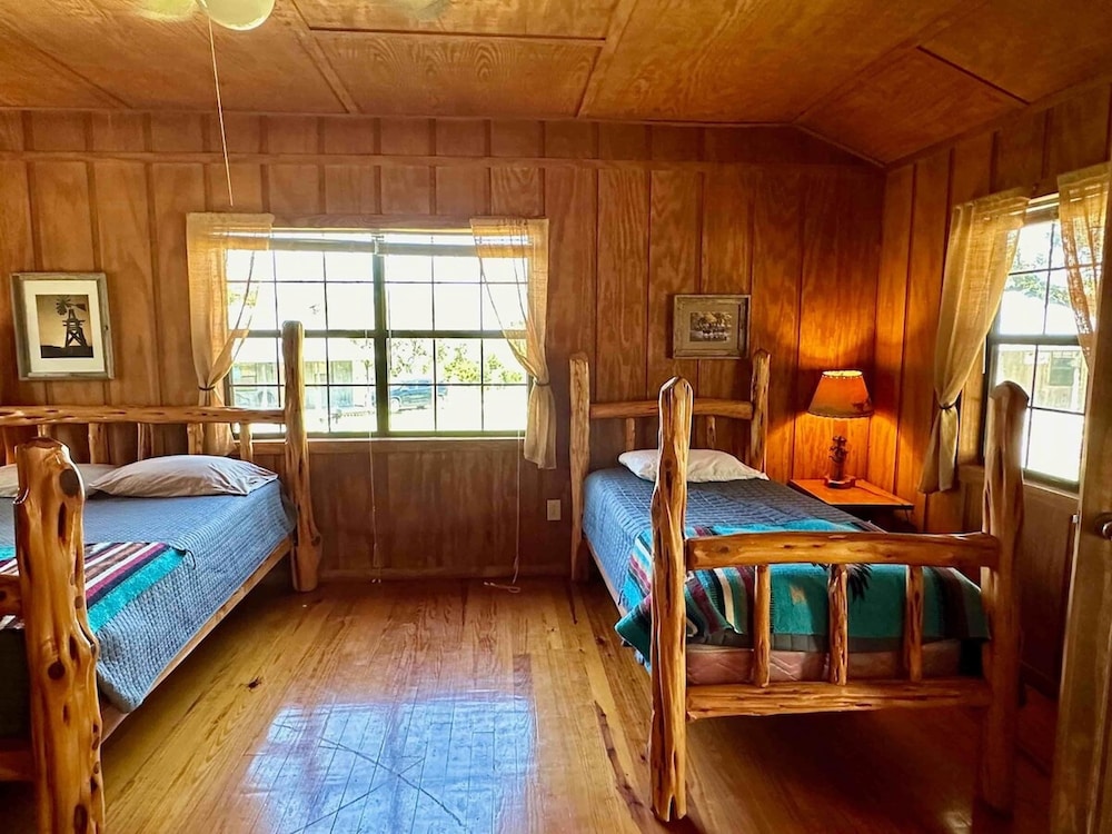 Cabin photo 2