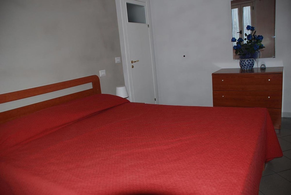 Triple Room, Garden View photo 2