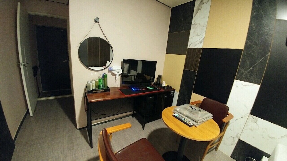 Standard Room - Photo 2
