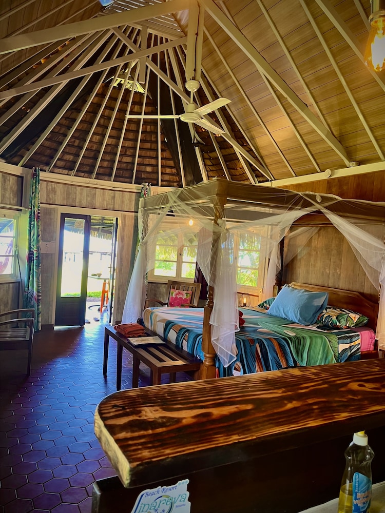 Honeymoon Bungalow, Beachside photo 2