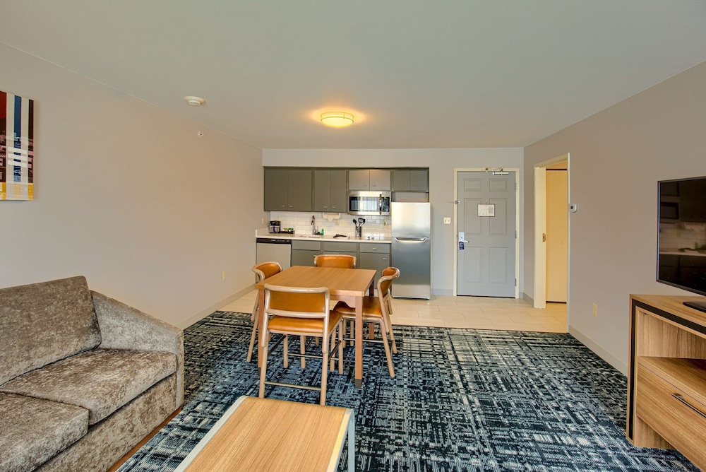 Suite, 1 Bedroom, Corner photo 2