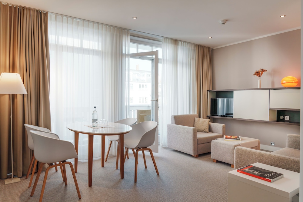 Family Suite photo 2