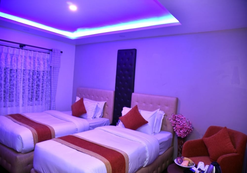 Deluxe Double or Twin Room