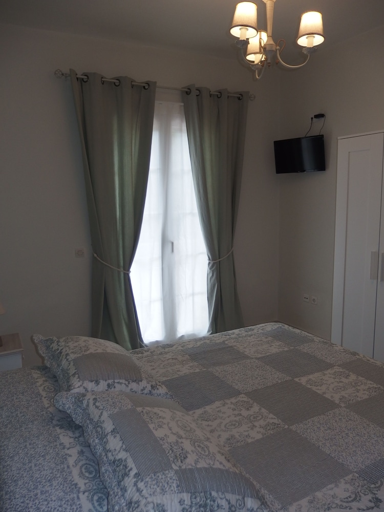 Family Apartment, 1 Bedroom, Balcony photo 2